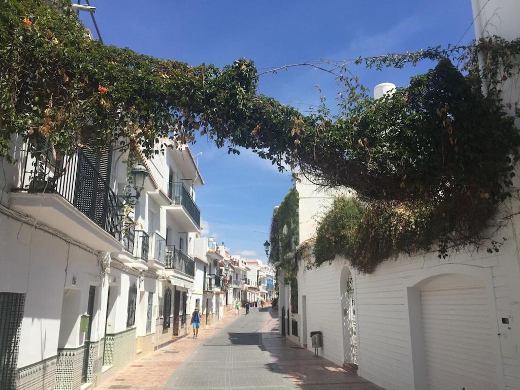 Edificio Verdemar - Stunning 1 Bed Apartment With Pool & Sea Views Nerja Εξωτερικό φωτογραφία