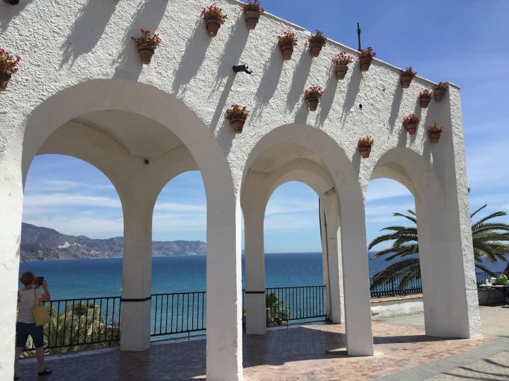 Edificio Verdemar - Stunning 1 Bed Apartment With Pool & Sea Views Nerja Εξωτερικό φωτογραφία