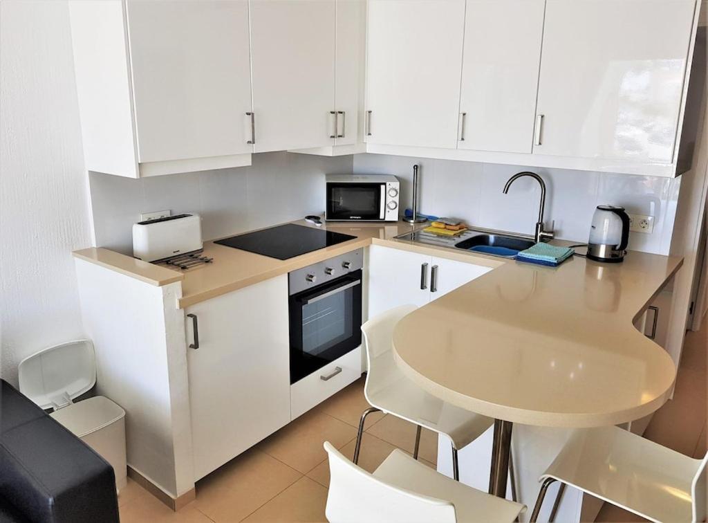 Edificio Verdemar - Stunning 1 Bed Apartment With Pool & Sea Views Nerja Εξωτερικό φωτογραφία